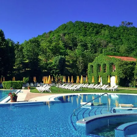 Terme Preistoriche & 4* 蒙特格罗托泰梅