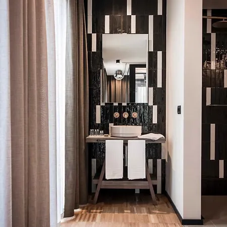 מלון Terme Preistoriche & 4*