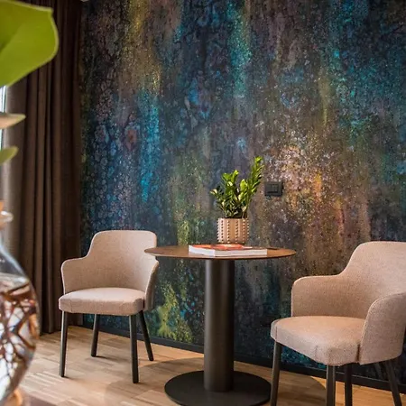 Terme Preistoriche & Hotell