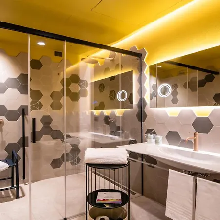 Terme Preistoriche &