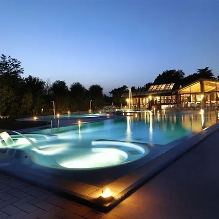 Terme Preistoriche & 4*