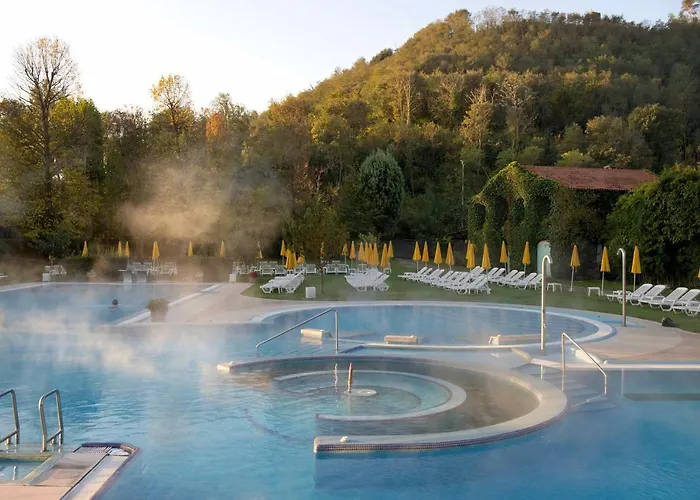 호텔 Terme Preistoriche & 4*