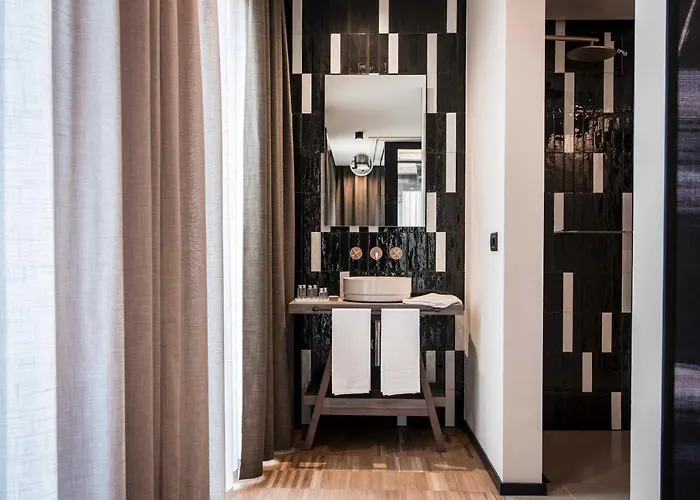 호텔 Terme Preistoriche & 4*