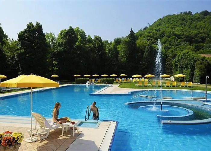 호텔 Terme Preistoriche & 몬테그로또테르메