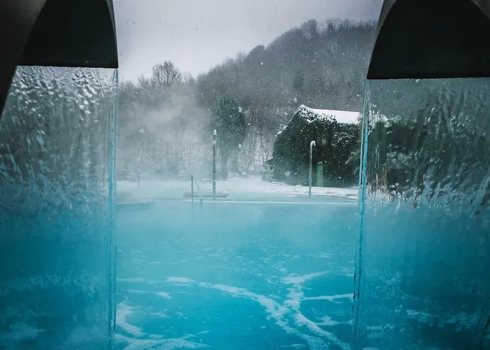 Terme Preistoriche & 4*