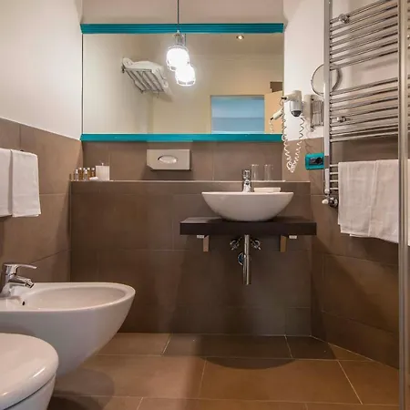 Terme Preistoriche & مونتيجروتو تيرمي