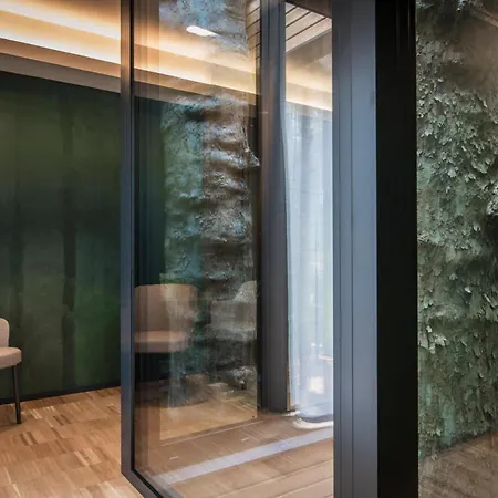 호텔 Terme Preistoriche & 4*