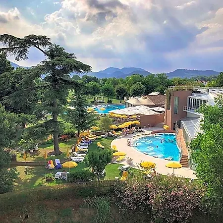 Terme Preistoriche & 4* מונטגרוטו טרמה