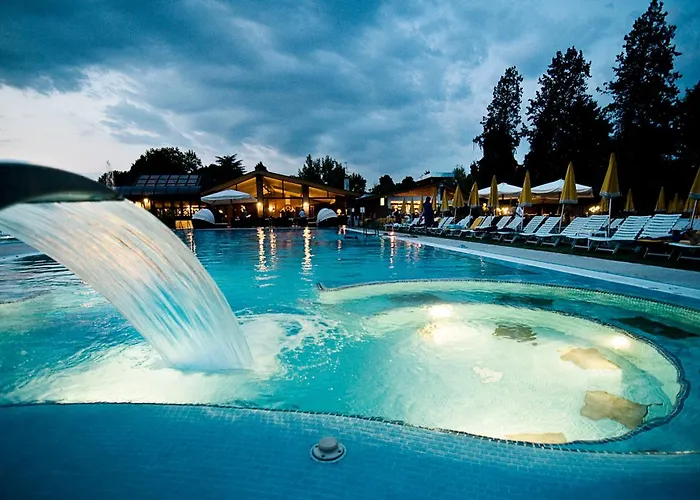 Terme Preistoriche & מונטגרוטו טרמה