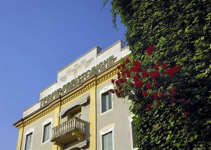 Terme Preistoriche & מלון מונטגרוטו טרמה